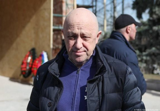 62 годишният Евгений Пригожин се крие в един от малкото хотели
