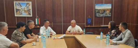 Кметът на община Симитли Апостол Апостолов подписа меморандум с градоначалника