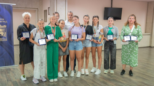 Кметът на Благоевград Илко Стоянов награди в зала 22 септември