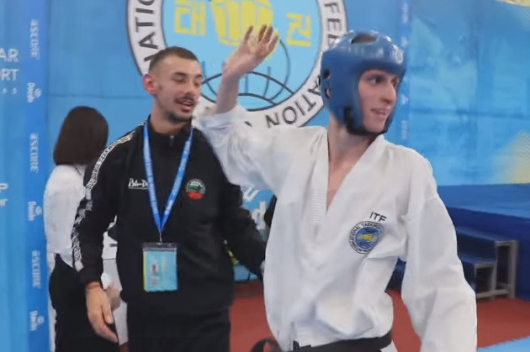 Златен Кирил Илиев покори света България има своя първи златен медалист