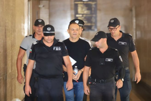 Прокуратурата назначи от днес охрана на Васил Божков и близките
