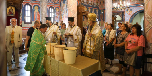 Тържествена празнична литургия отслужи в черквата Св Димитър в благоевградския