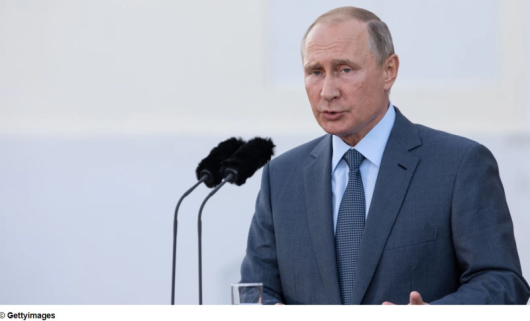 Президентът на РусияВладимир Путинпризова за преговори между Израел и палестинците