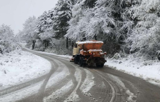 Сняг заваля над Монтанско и Софийско От АПИ предупреждават шофьорите в