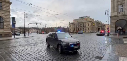 Чешката полиция съобщи днес за няколко убити и десетки ранени