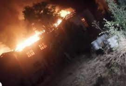 Пожар изпепели двуетажна къща в кресненското село Градешница навръх Рождество