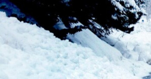 Рискът от лавини в планините се увеличава, предупреждават от Българската