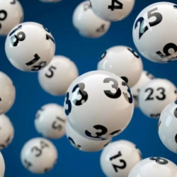 Мъж спечелил 4 4 милиона от лотарията продължил да работи
