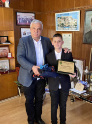 Кметът Владимир Москов се срещна с един от успешните млади