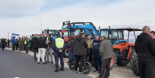 Две фермерски асоциациипродължават протестните действия, въпреки постигнатото споразумение между правителството