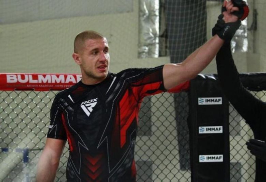 Георги Христов от Симитли е тазгодишния републикански шампион по ММА