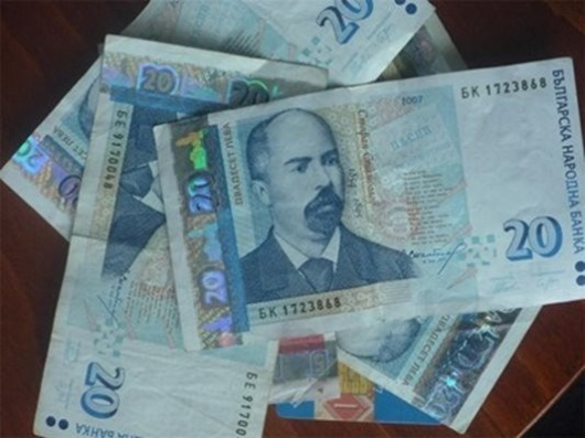 Събирачите на неплатени дългове да преминат от сегашния регистрационен режим