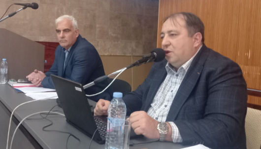 Председателят на Общинския съвет в Дупница инж Костадин Костадинов остана