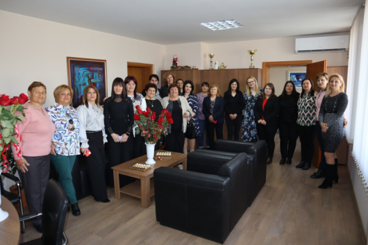 Община Струмяни поздравява всички дами по повод 8 ми март Международният ден