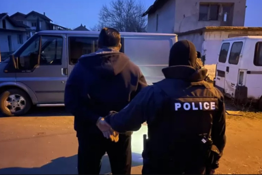 Арестуваните в Лече Лом и Враца поне 27българи ги заплашват