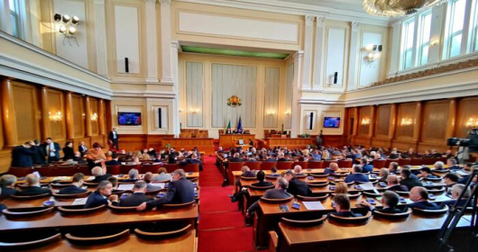 В Народното събрание министрите от кабинета Денков ще отговарят на