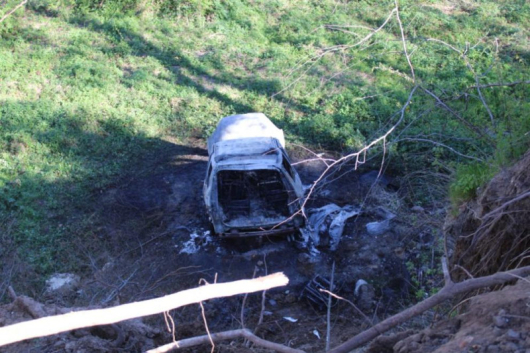 Колападна в пропаст и изгоряна пътя Симитли БанскоВ колата не е