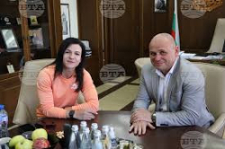 Кметът Стойчо Баненски пожела успех на най-добрата българска културистка Николая
