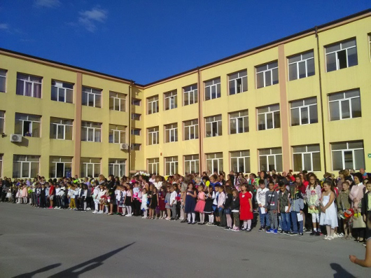 Кметът на Община ДупницаПърван Дангов обяви 2 май за неучебен