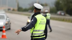През изминалата нощ кюстендилски полицаи са задържали 51 годишен мъж