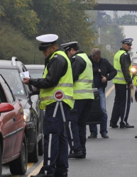 Пътните полицаи ще следят и дали се спазва Законът за движение по пътищата. Сн.: Bulphoto