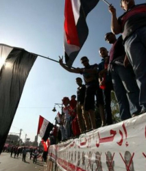 От началото на масовите антиправителствени протести на 30 юни, в Египет са загинали десетки хора, а стотици са ранени. Сн.: EPA/БГНЕС