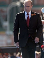 Владимир Путин поздрави всички за Деня на победата - 9 май. Сн.: EPA/БГНЕС