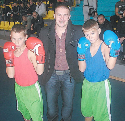 Кр. Николов и М. Велков заедно с треньора им К. Масларски