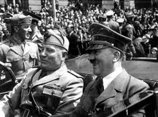 Мусолини с Хитлер