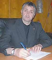 Стоян Младенов