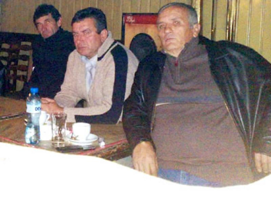 Част от членовете на разширения общински съвет в хотел “Зенит”