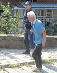 Бащата Петър Пешов е заведен в полицията за обяснения