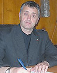 Стоян Младенов