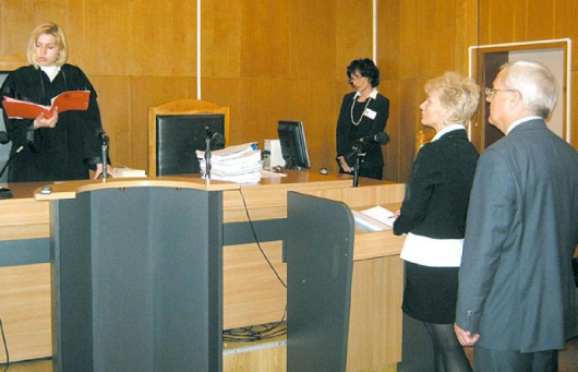 Съдия Пенка Братанова си затвори очите за обвиненията срещу кмета на Дупница