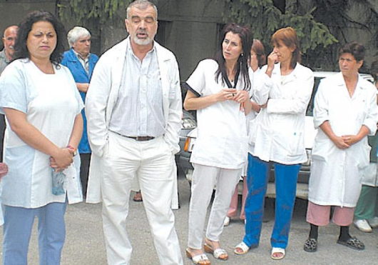 Д-р Георги Неделчев застана на барикадата заедно с медицинските сестри