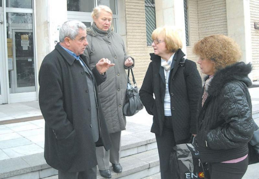 Б. Сукнаров, К. Костова и Г. Захарова отказаха да изслушат гражданите с мотив, че те не са органът, към когото трябва да се обърнат