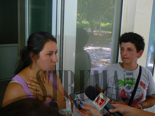 Съпругата на Бойко - София /вляво/ и Величка бяха потресени от случилото се