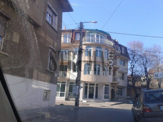 Това е къщата на фамилия Карастоянови