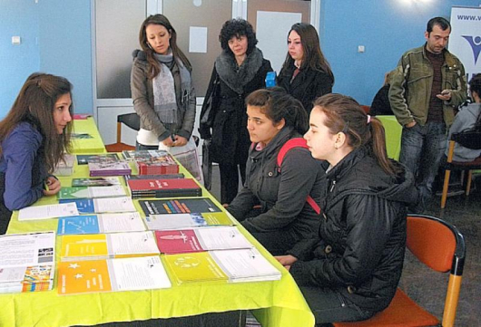 Все повече деца от Кюстендил искат да учат в чужбина