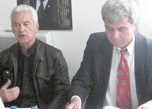 Волен Сидеров с дупнишкия общински съветник Методи Стойнев