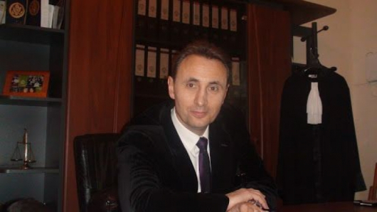 Един от учредителите - адвокат Валерий Ждраков е и главен секретар на Българска християнска коалиция