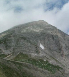 Алпинистите са катерили върха по така наречения тур Кулоара. Сн.: Bulphoto