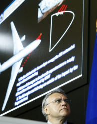 Ян Новиков: Самолетът е свален с ракета от съветско време. Сн.: EPA/БГНЕС