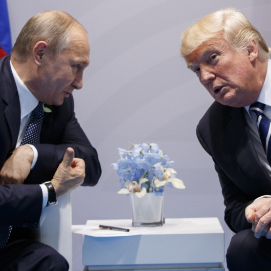 Владимир Путин и Доналд Тръмп се разбраха да се срещнат след телефонен разговор. Сн.: БТА