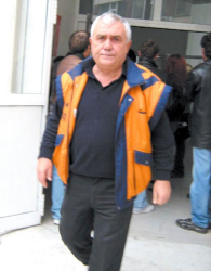 Стоил Германов на работното си място във филиала за спешна помощ в Благоевград