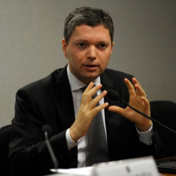 На бразилския антикорупционен министър Фабиано Силвейра се наложи да подаде оставка след по-малко от три седмици на поста. Сн.: EPA/БГНЕС
