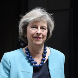 Тереза Мей близо месец е министър-председател на Великобритания. Сн.: EPA/БГНЕС