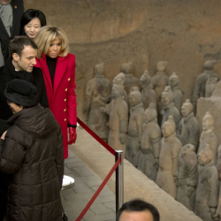 Еманюел Макрон посети Музея на теракотената армия в Сиан, Китай. Сн.: БТА