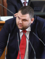Делян Пеевски е един от осмината предложени за евродепутати от местната организация на ДПС в Смолян. Сн.: БГНЕС