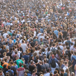 Населението на света ще доближи 10 милиарда души през 2050 година. Сн.: Shutterstock